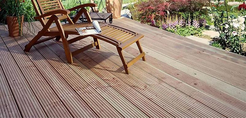 Terrasse aus Douglasie