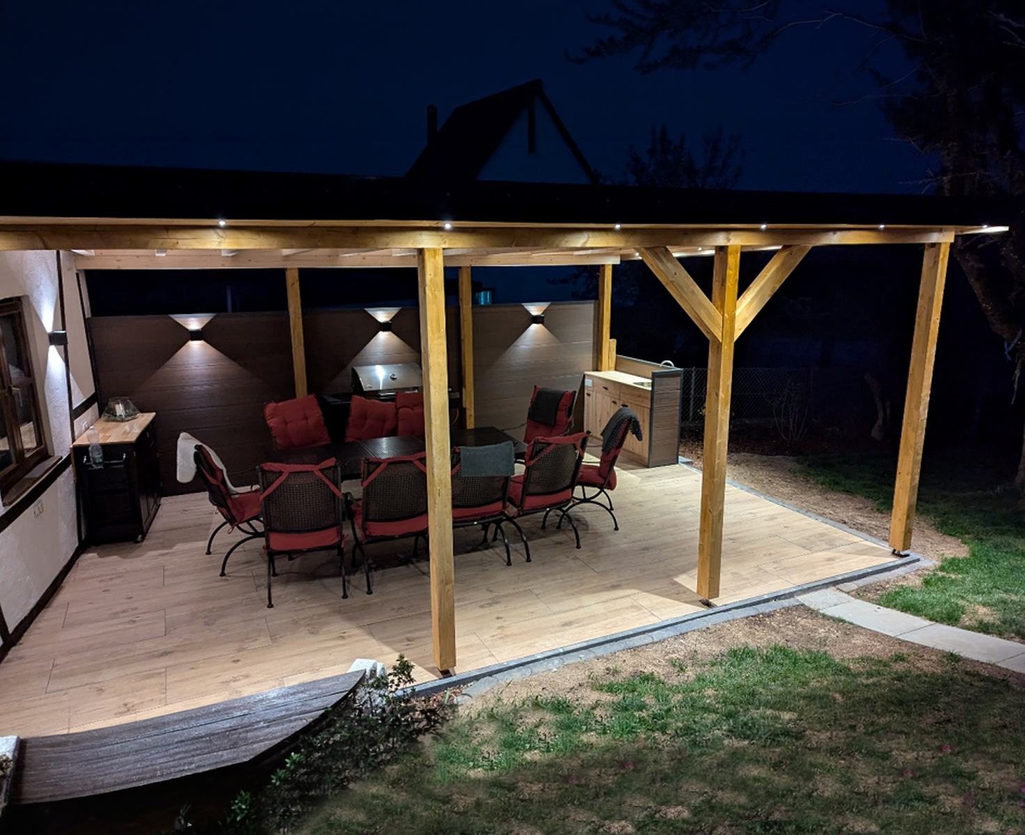 Terrassenüberdachung aus BSH und KVH 1